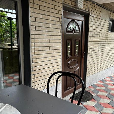 Guest House Happy House Kutaisi Zewnętrze zdjęcie