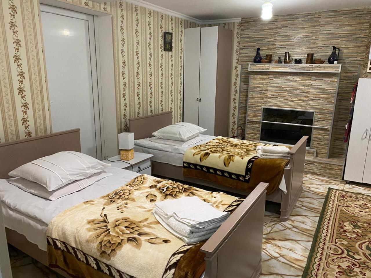 Guest House Happy House Kutaisi Zewnętrze zdjęcie